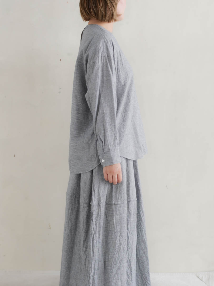 ゴーシュ バックボタンブラウス｜通販