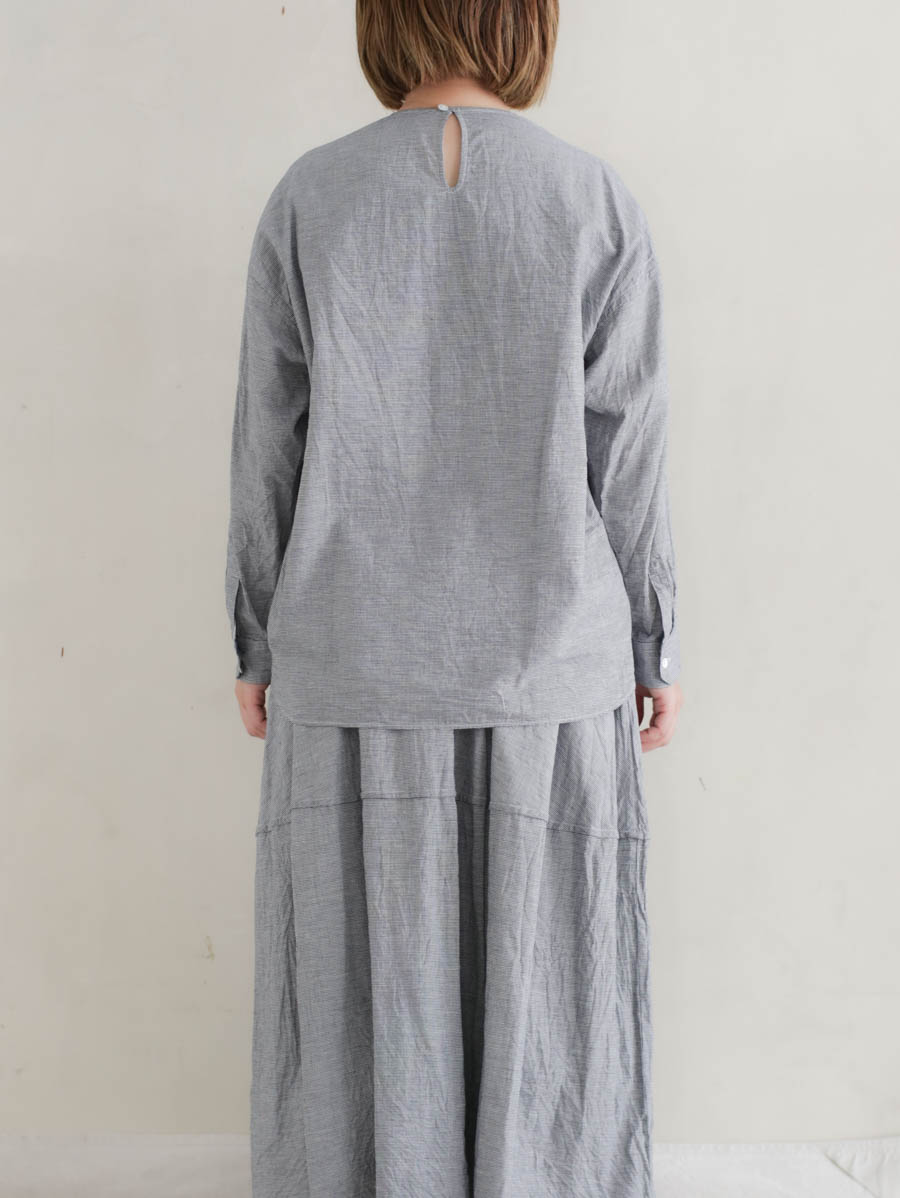 ゴーシュ バックボタンブラウス｜通販