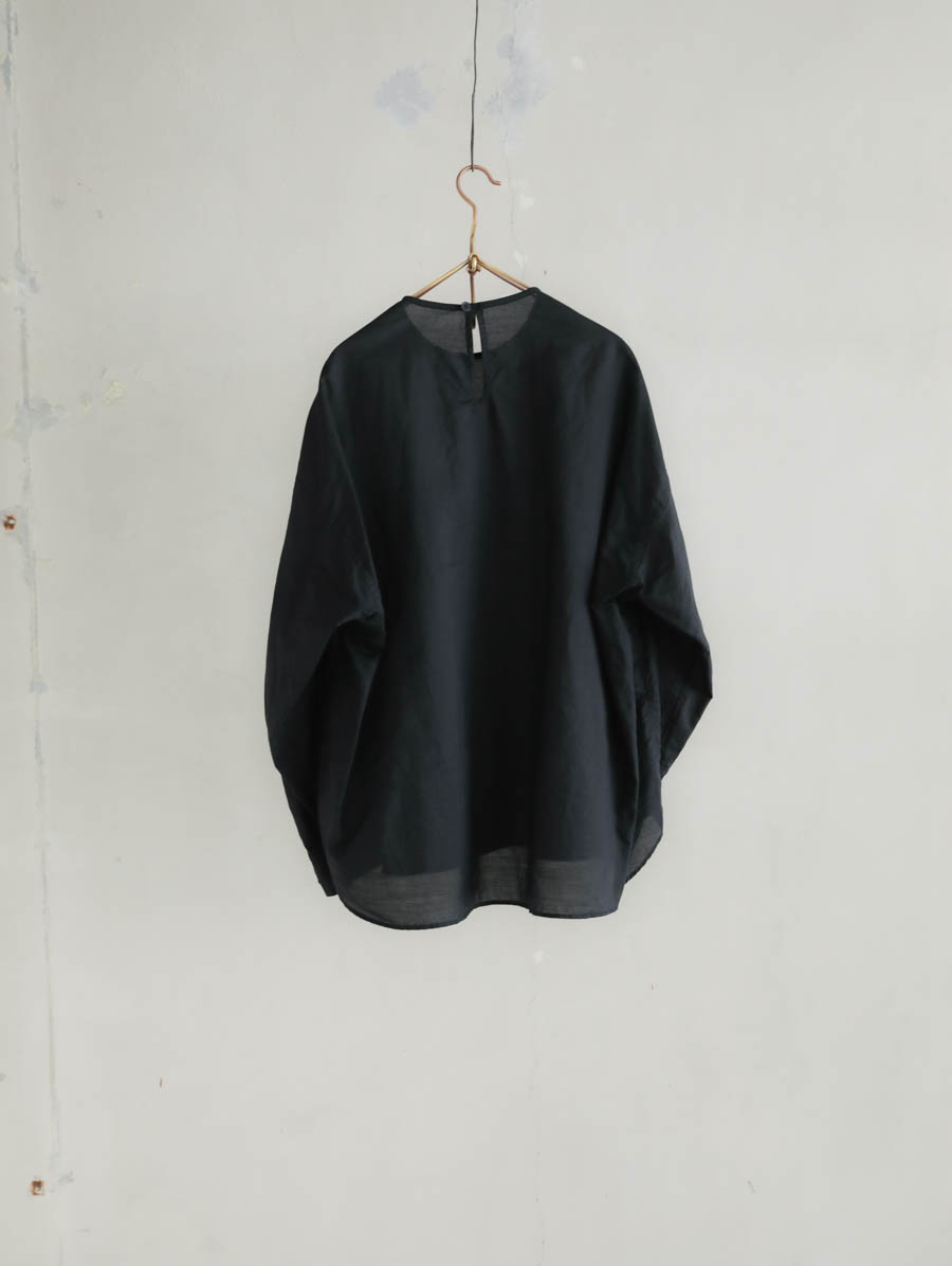 ゴーシュ バックボタンブラウス｜通販 