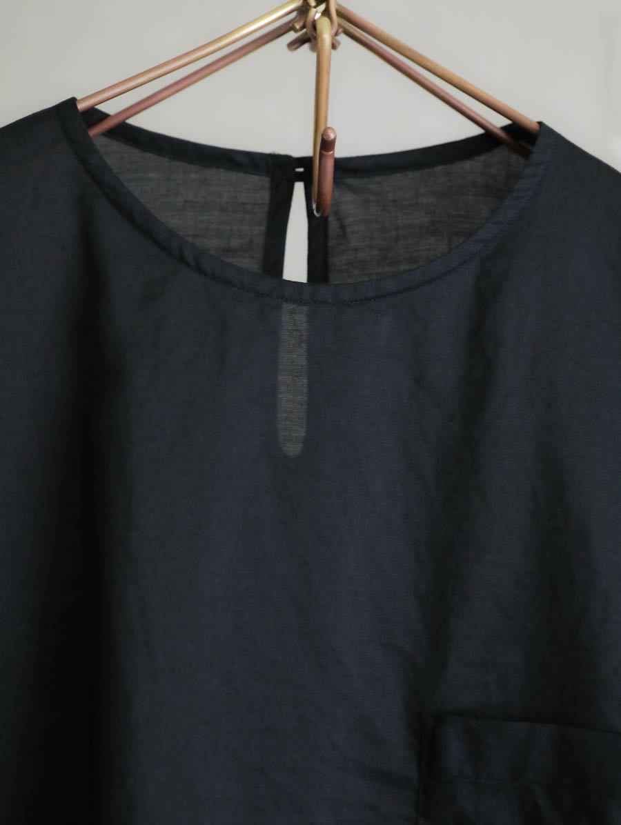 ゴーシュ バックボタンブラウス｜通販