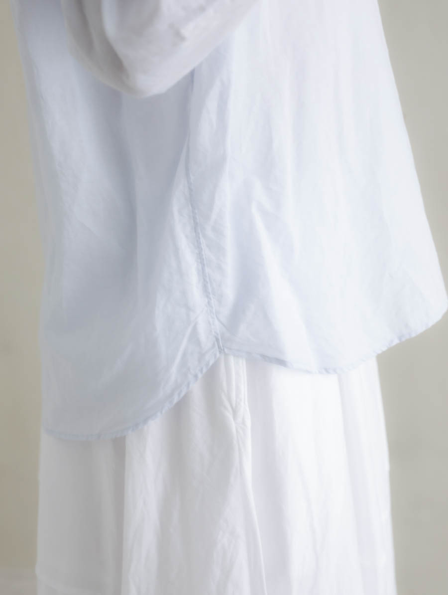 ゴーシュ バックボタンブラウス｜通販