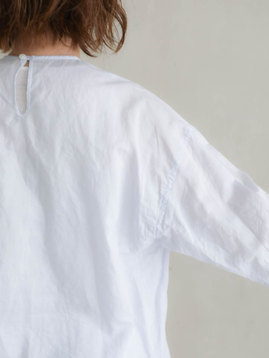 ゴーシュ バックボタンブラウス｜通販