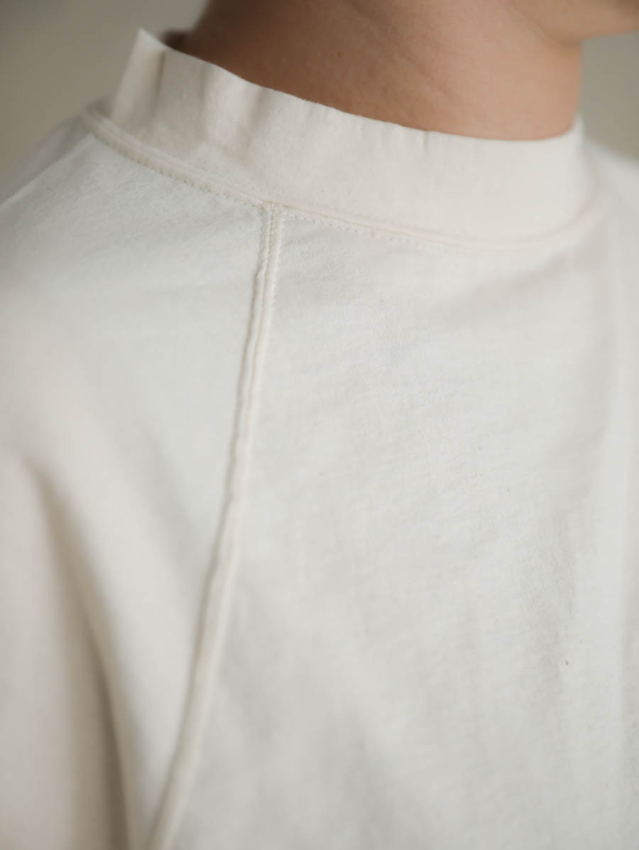 UNIVERSAL TISSU,ユニヴァーサルティシュ,Tシャツ