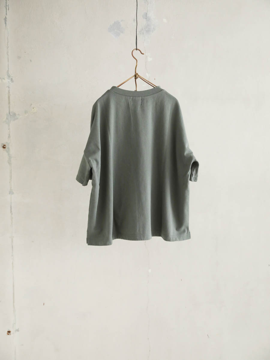 UNIVERSAL TISSU,ユニヴァーサルティシュ,Tシャツ