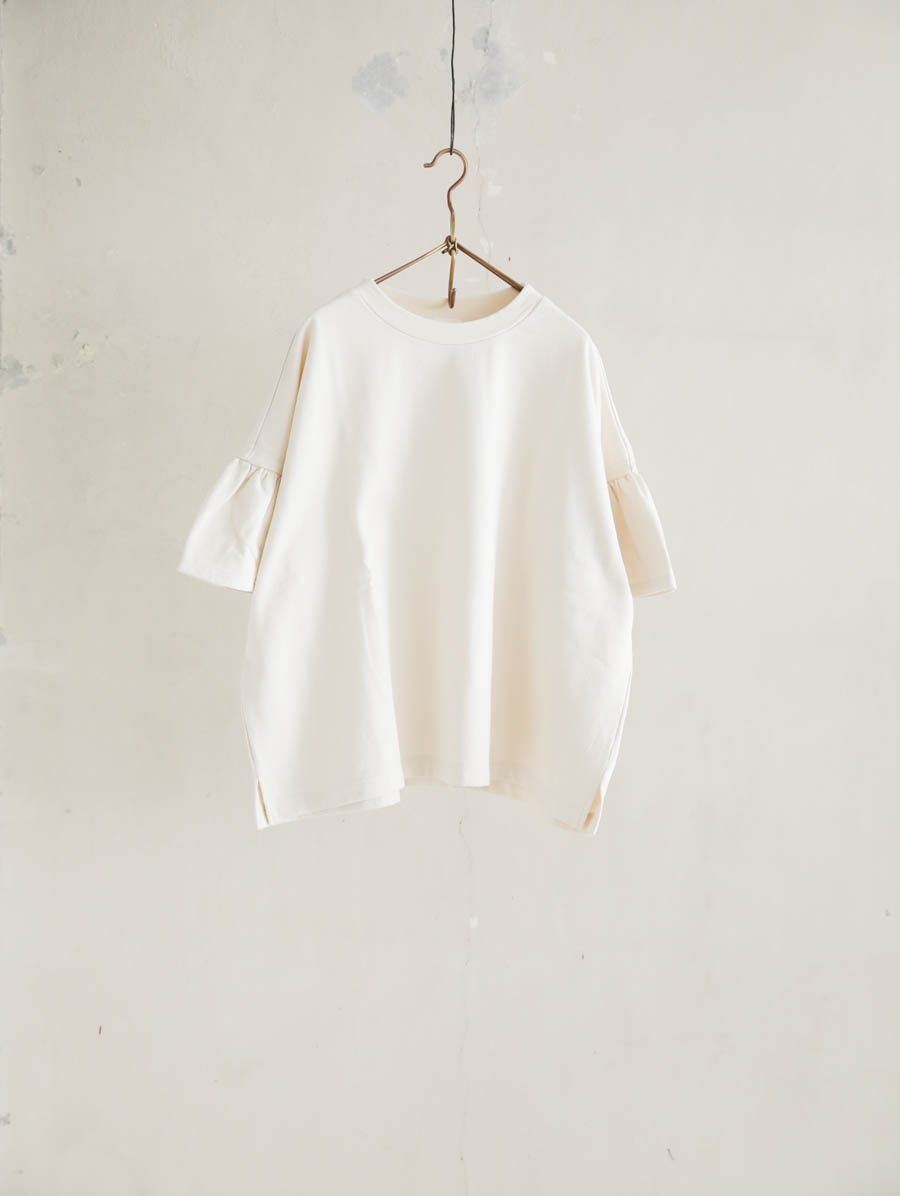 UNIVERSAL TISSU,ユニヴァーサルティシュ,Tシャツ