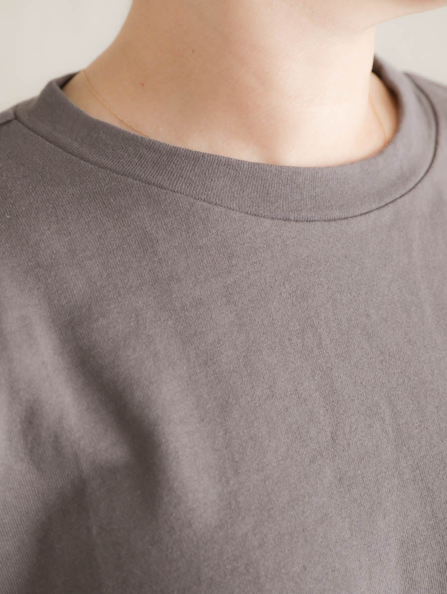 UNIVERSAL TISSU,ユニヴァーサルティシュ,Tシャツ