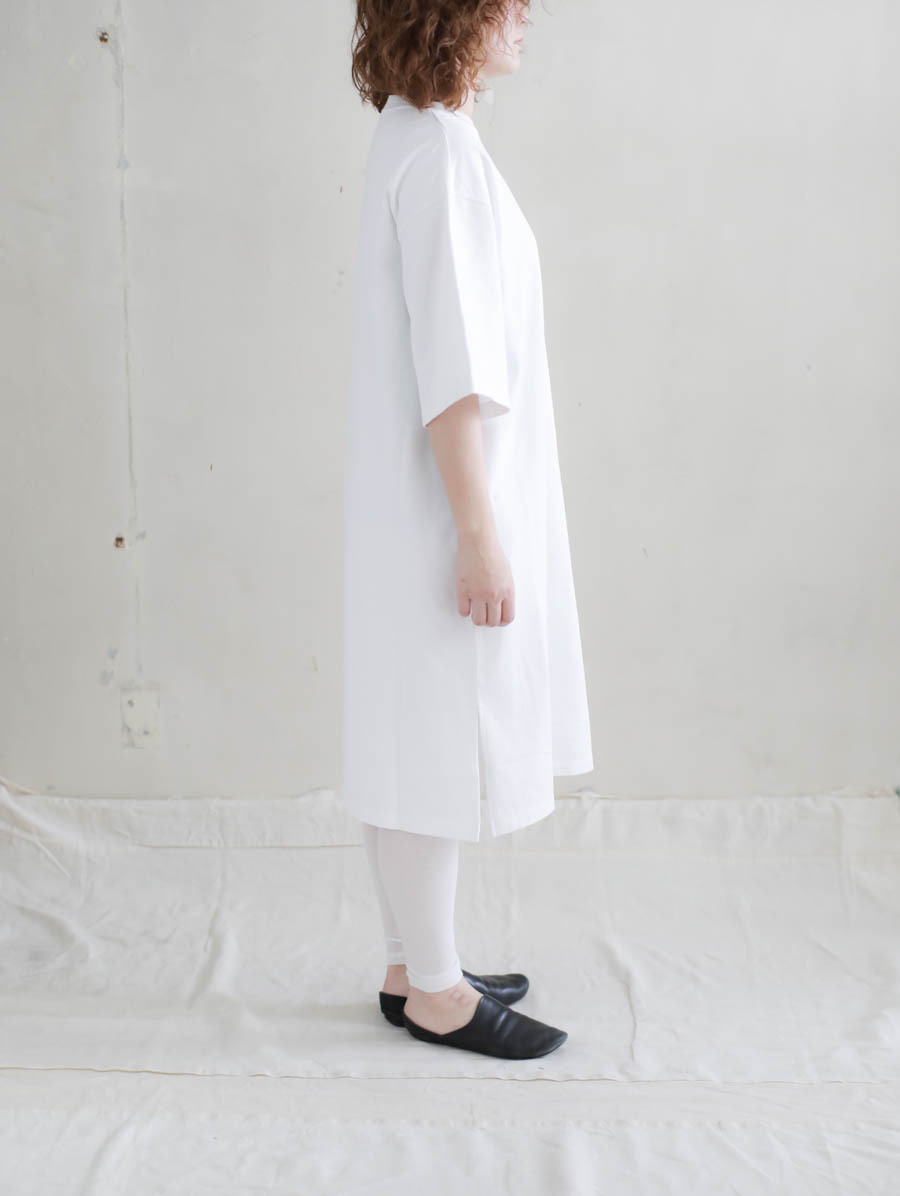 Universal Tissu ユニバーサルティシュ コンパクト裏毛ワンピース シロ