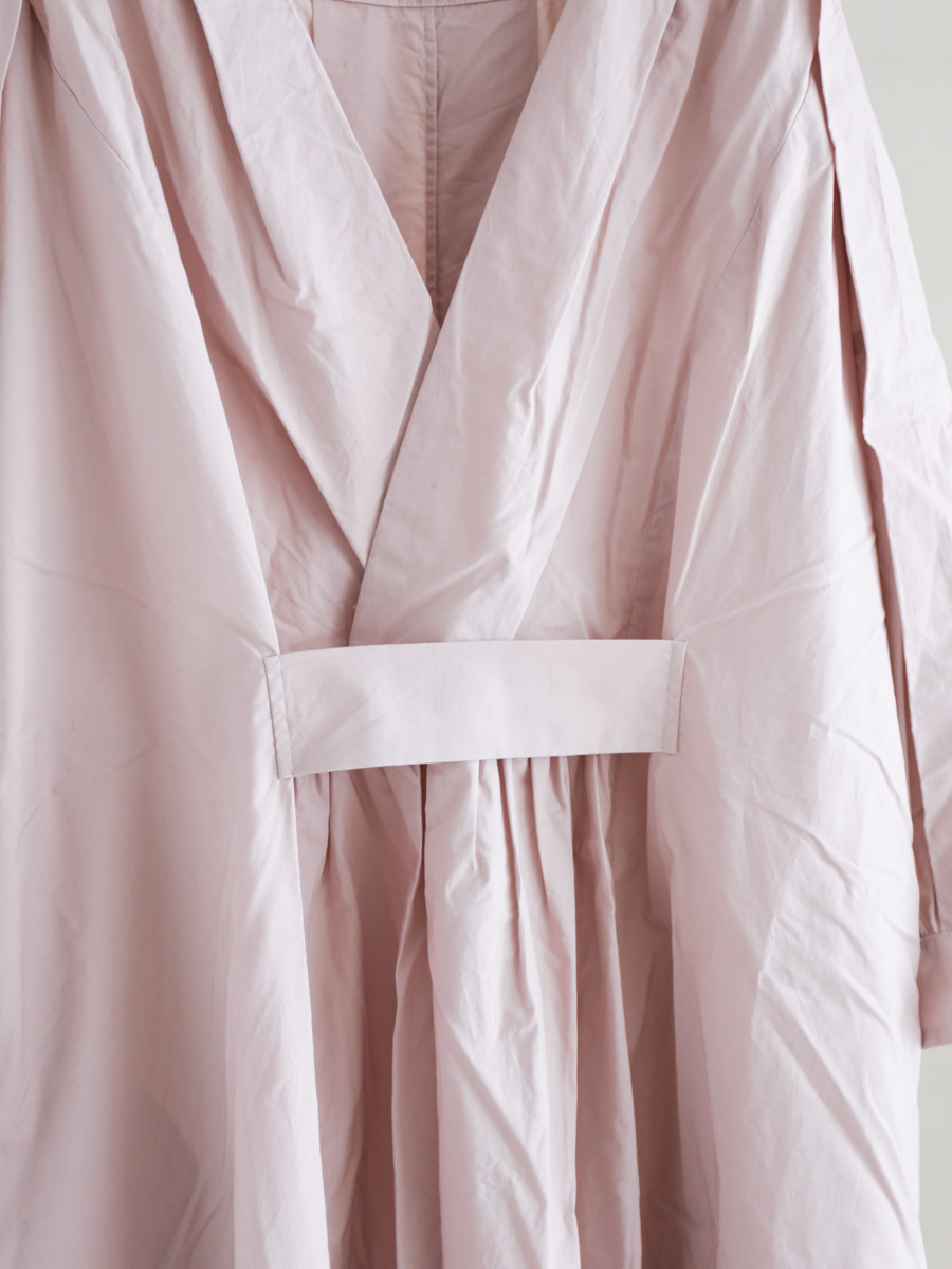 Universal Tissu ユニバーサルティシュ シルキータイプライタータックワンピース スモーキーピンク