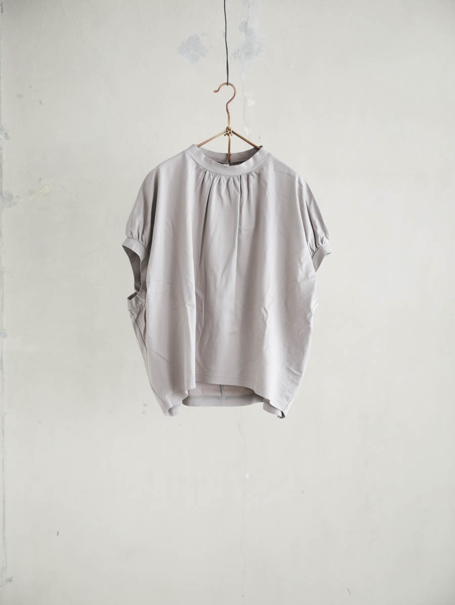 “universaltissu”