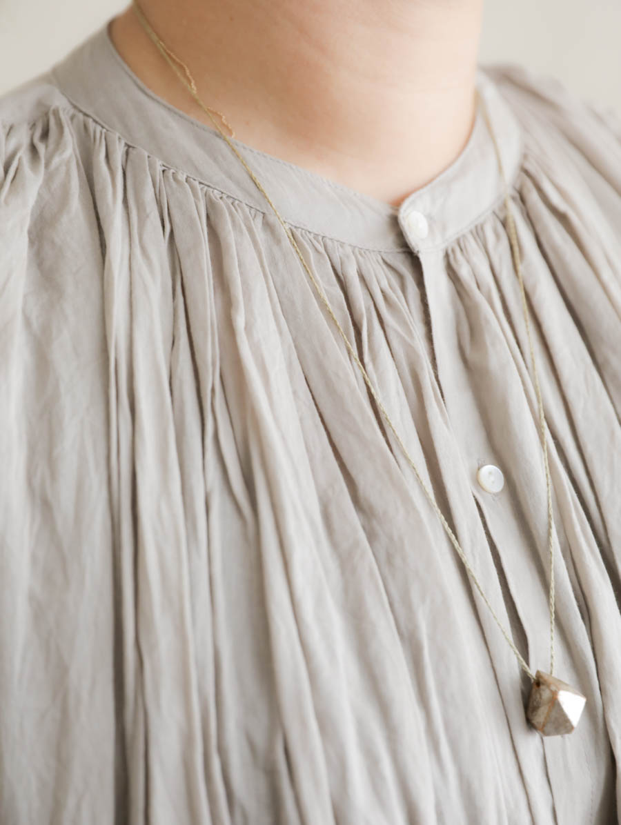 Veritecoeur,ヴェリテクール,通販,スリーブレスギャザーブラウス