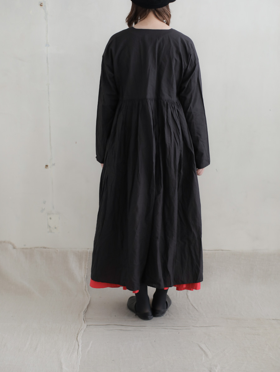 Veritecoeur ヴェリテクール カディコットンカシュクールワンピース Black