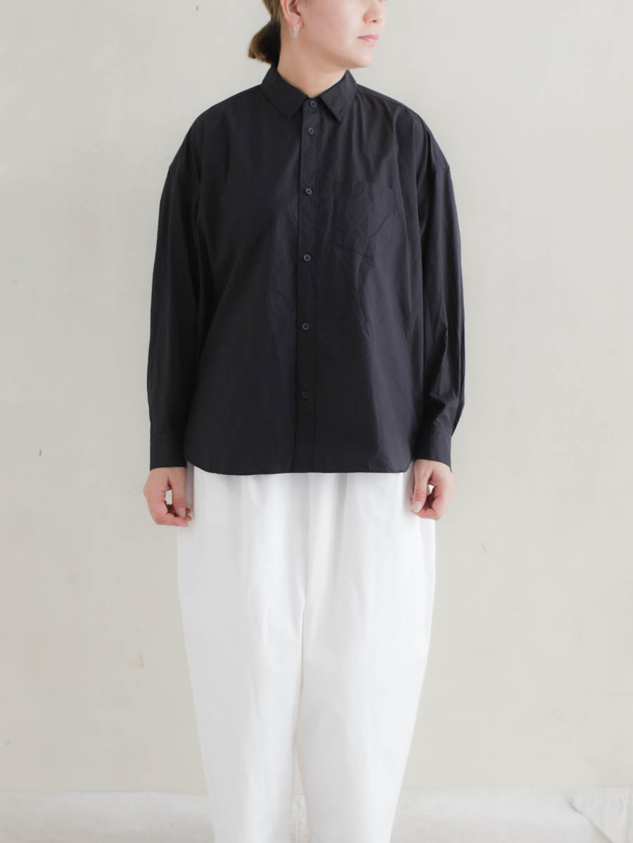 ゴーシュ ピマタイプライターレギュラーカラーシャツ メイン画像