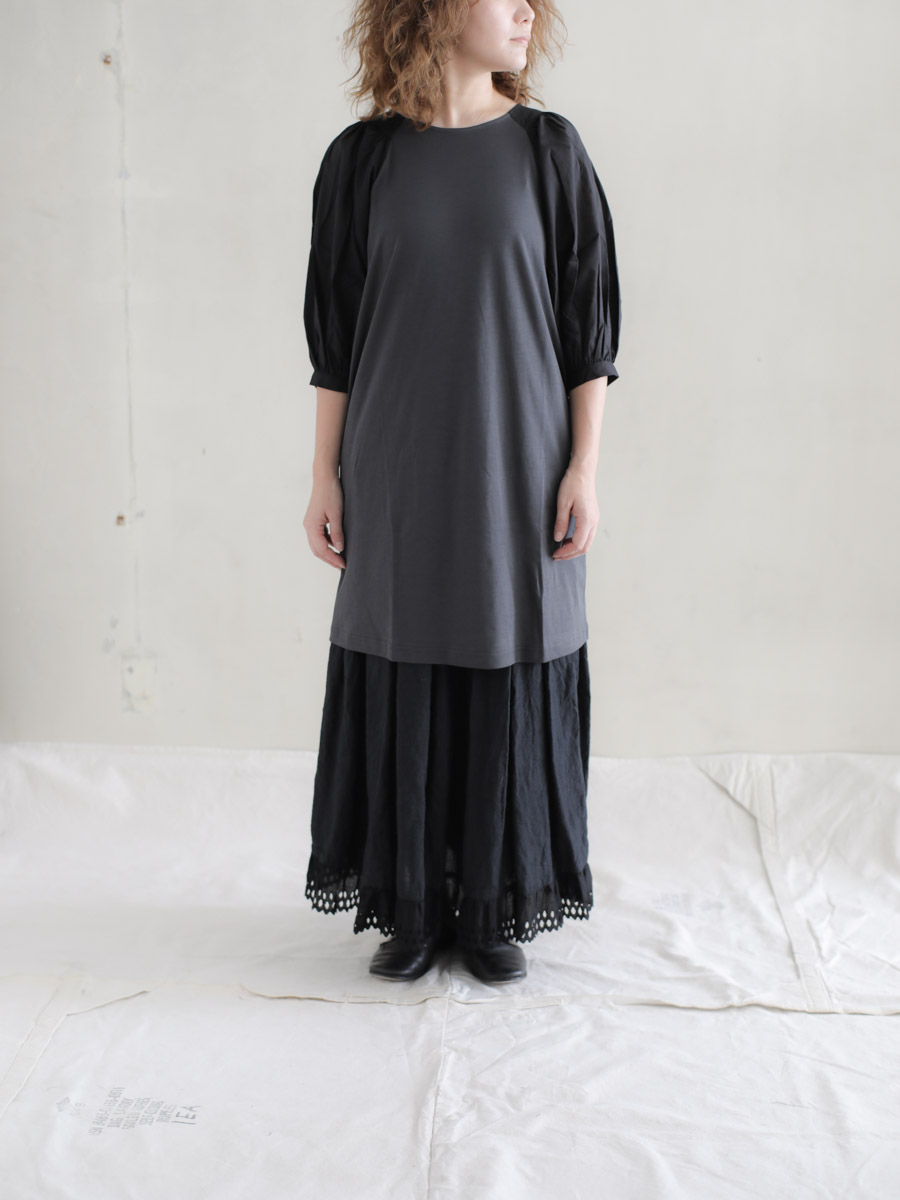 The Last Flower Of The Afternoon ラストフラワー オブ ジ アフターヌーン Gather Sleeve Long Pullover チャコール