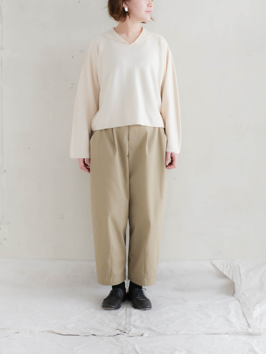 the last flower of the afternoon ラストフラワー オブ ジ アフターヌーン 静かな日ワイドテーパードトラウザー（ブラック） メイン画像