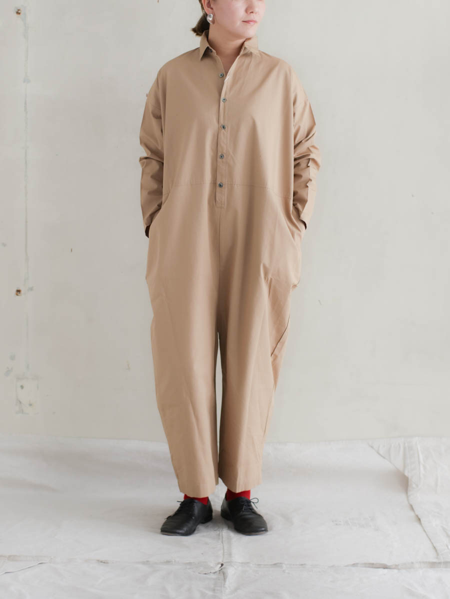 UNIVERSAL TISSU ユニヴァーサルティシュ コンパクトウェザーサルエルオールインワン ベージュ メイン画像